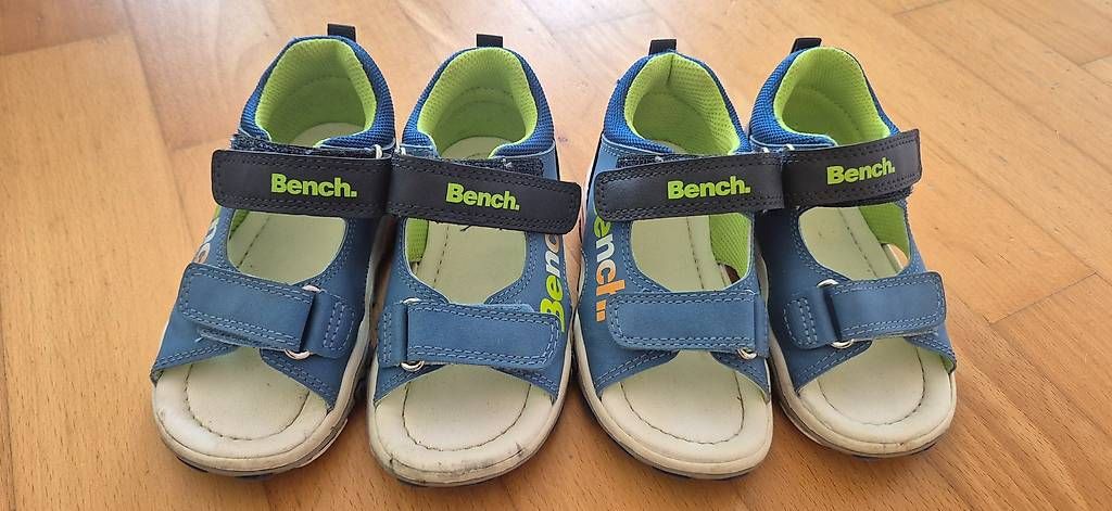 Scarpe per ragazzi: Bench Sandalen Zwillinge Gr. 23 – Usato da Henggart venduto da c.s.sturzenegger