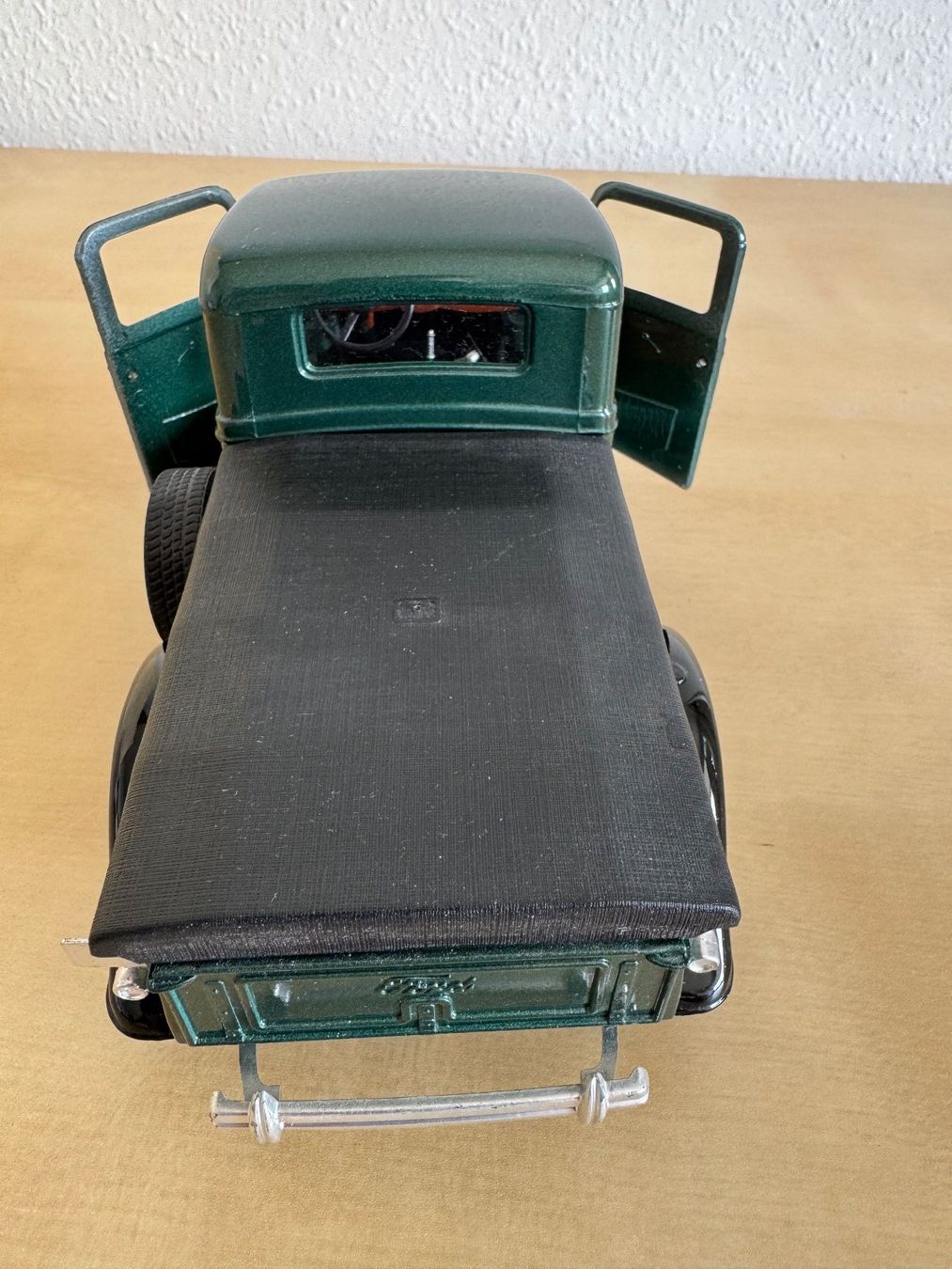 Ford Modellini d'auto: Modell-Auto Ford Pickup V8 1936 – Nuovo (secondo la descrizione) da Luzern venduto da lbreu 4