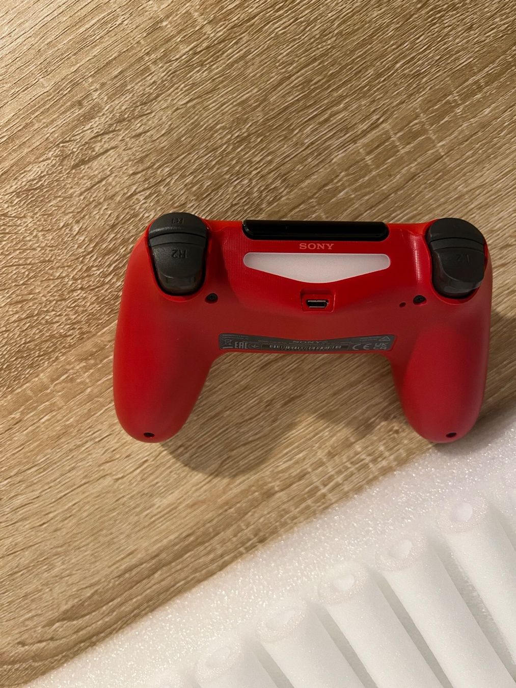 Sony Controller: PS4 Controller – Usato da Zürich venduto da T.E.B 1