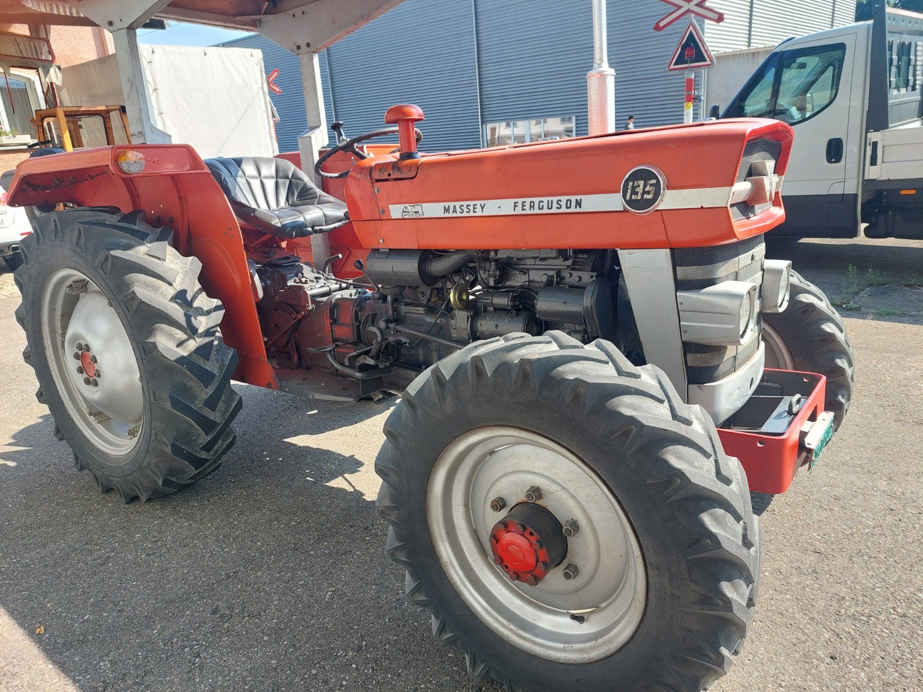 Massey Ferguson Trattori: Massey-Ferguson 135, 4x4 – Usato da Matzingen venduto da Traktorenreich 4