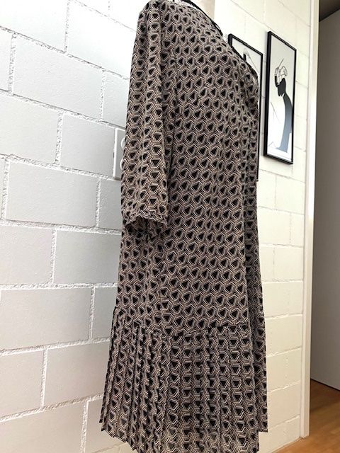Comma Vestiti: Neues Kleid v. COMMA, Grösse 42 – Nuovo e nell'imballaggio originale da Elsau venduto da Gigelix 5