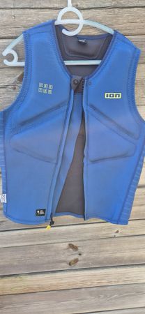 ION Protectorweste Surfen / Foilen Herren Gr. XL