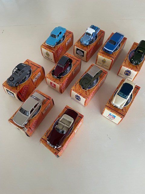 Norev Modellautos: lot de voitures miniatures Norev 1/43 – Neu und originalverpackt aus Ursy von DK8