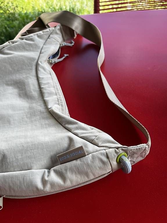 Borse: Aevor Sling Bag (neu, off white) – Usato da Winterthur venduto da mrgarlic 1
