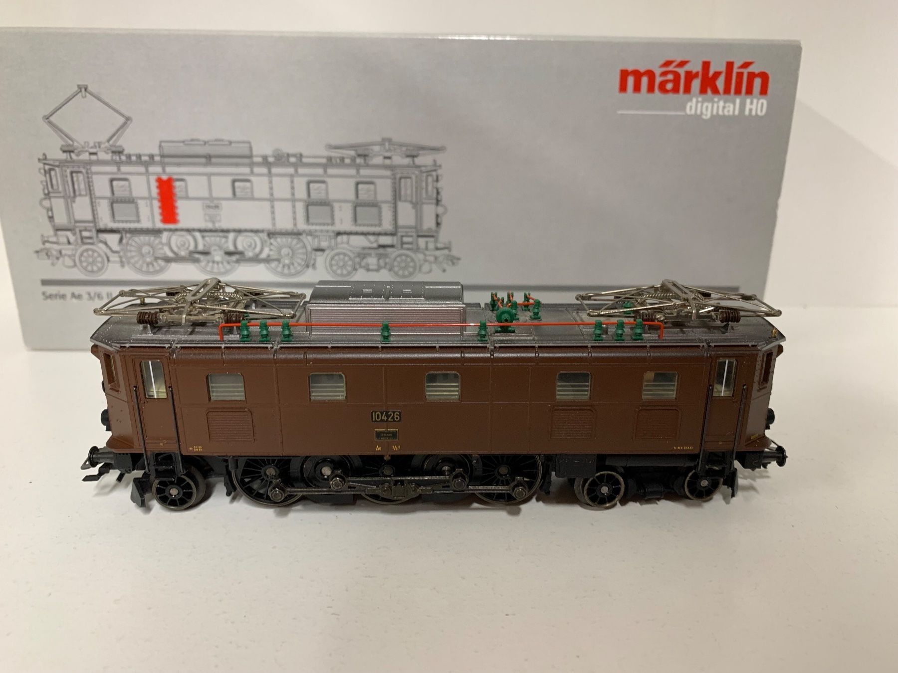 Märklin Modellini di ferrovie: Märklin 37510 Ae 3/6 ll AC Digital h0 – Usato da Neuenhof venduto da ludovicco 2