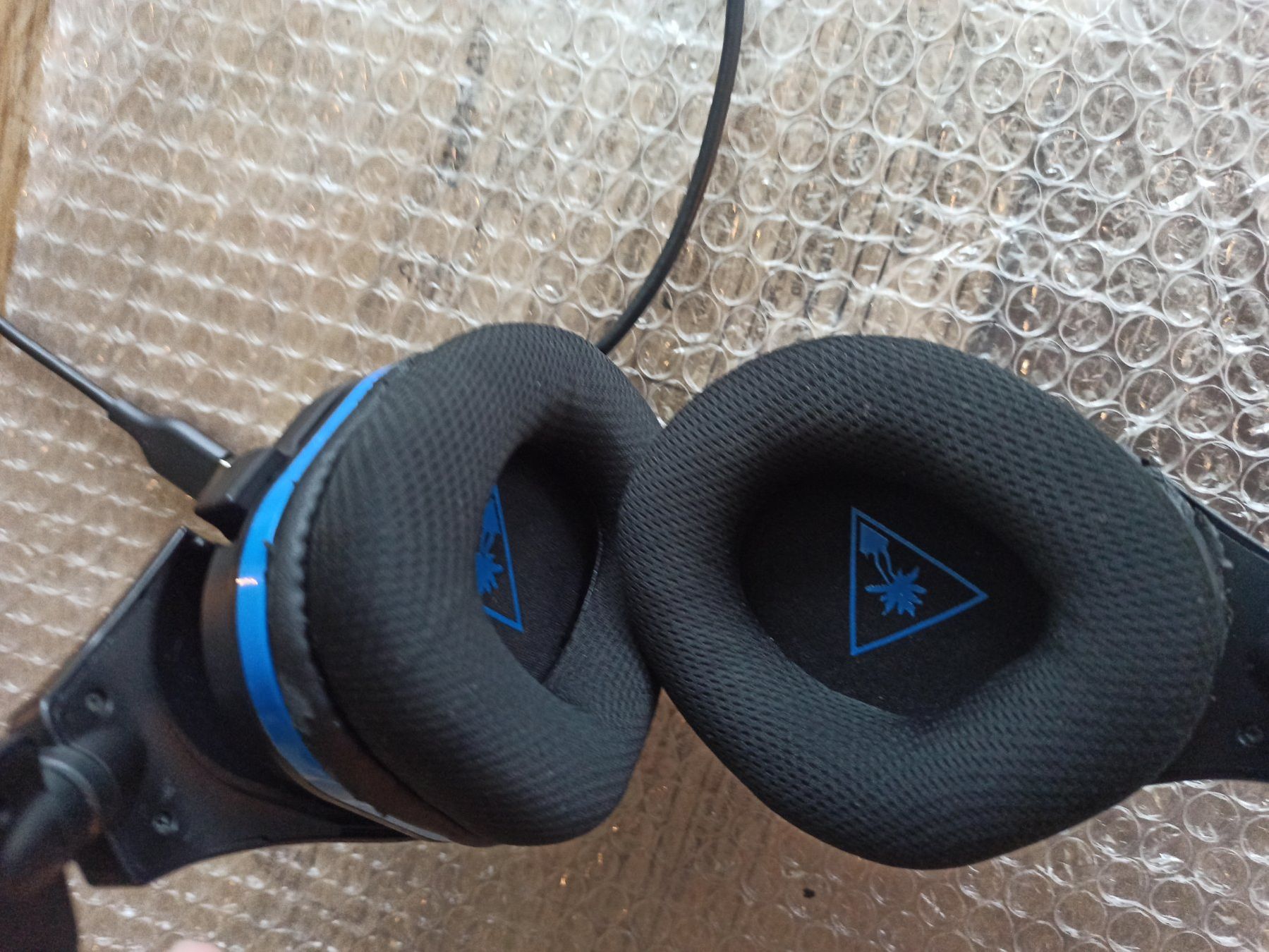 Sony Cuffie: Turtle Beach Stealth 600P Wireless Headset PS4 + Dongle – Usato da Oberweningen venduto da mar_87mx 8