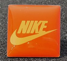 S055 - Pin NIKE Logo