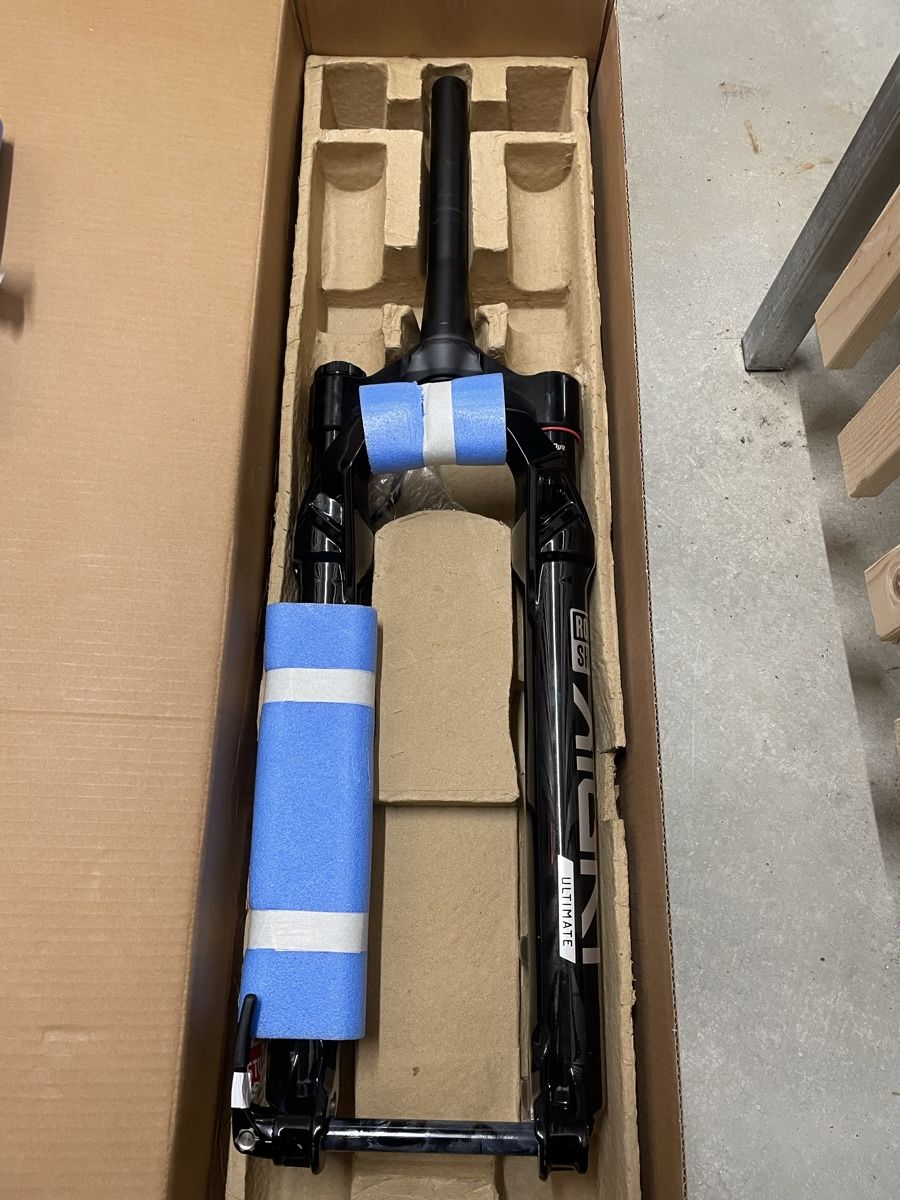 Rockshox Pezzi di ricambio: Lyrik ultimate neuve 160 – Nuovo e nell'imballaggio originale da Bulle venduto da Swimmer89