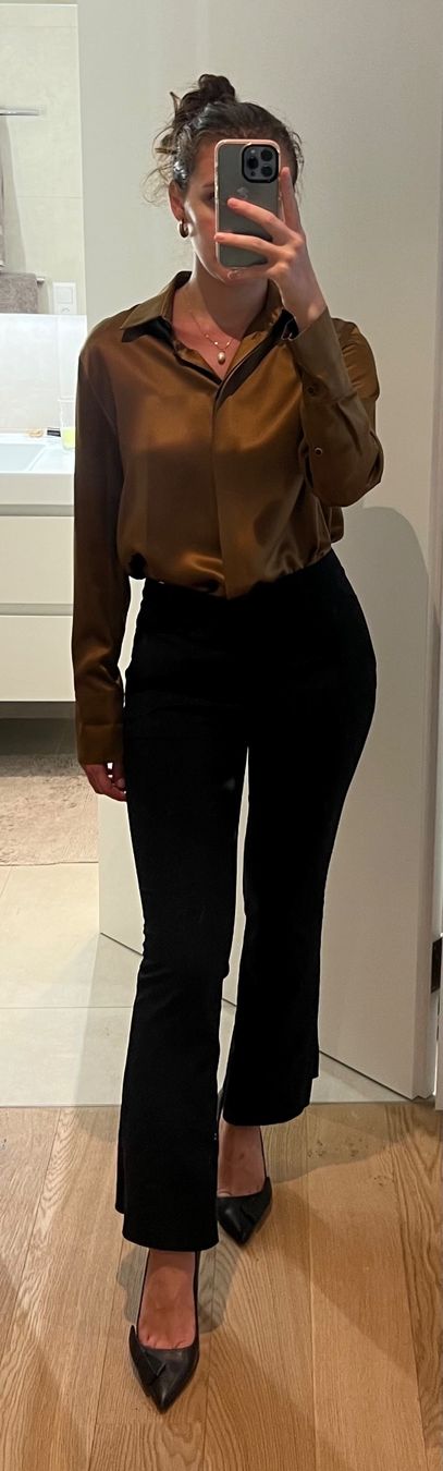 Max Mara Camicette: Festliche wunderschöne Seidenbluse von Max Mara, Gr. 36 – Nuovo (secondo la descrizione) da Baar venduto da Jjanet 1