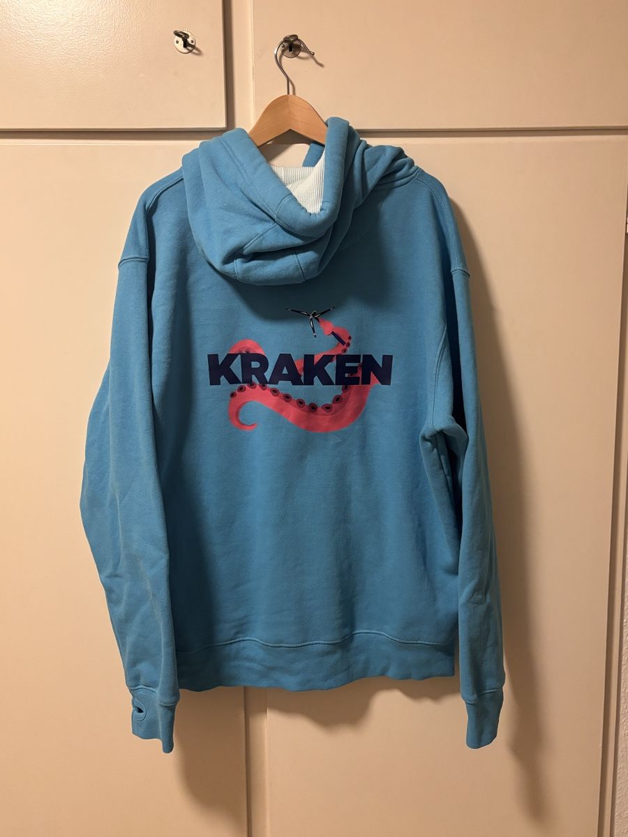 Pullover & Sweatshirts: Kraken Hoodie – Gebraucht aus Basel von Mig_Sil04 4
