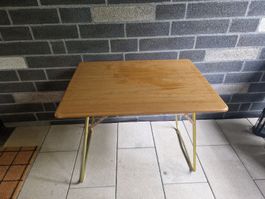 kleiner Klapptisch