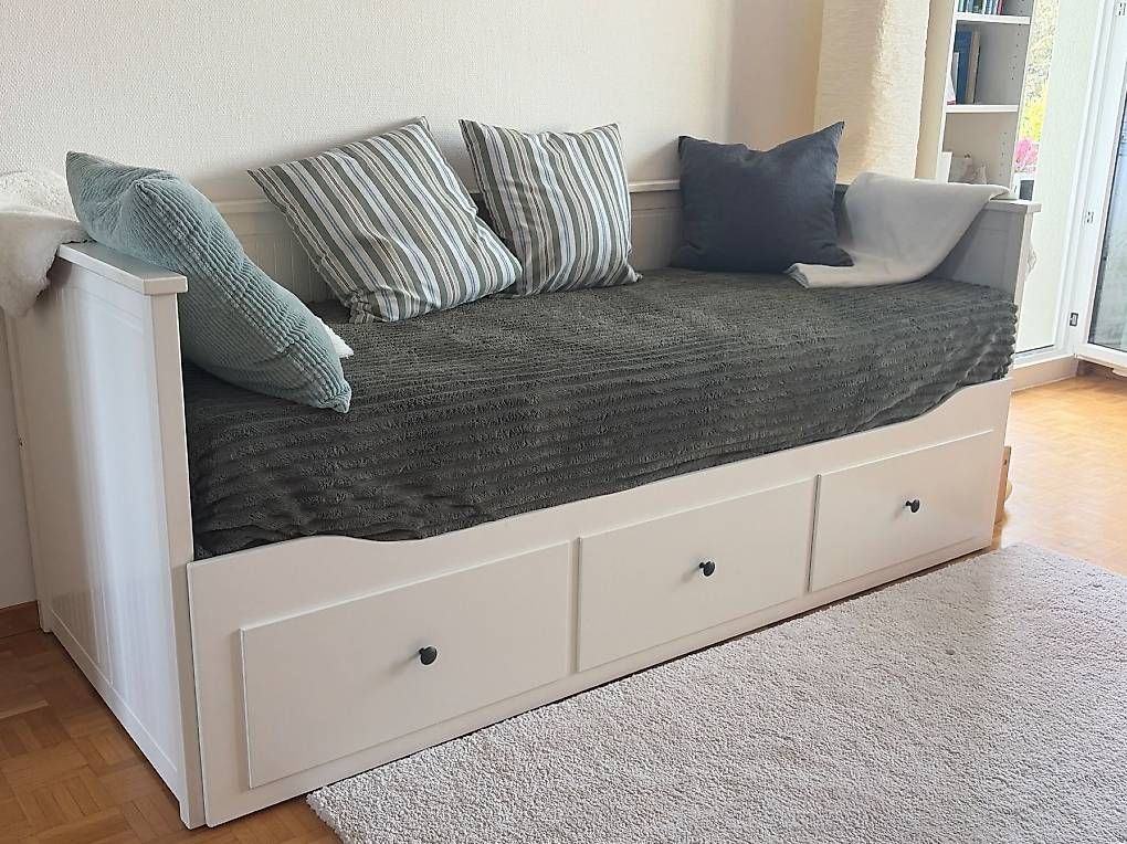 Ikea Letti: Ikea Hemnes Tagesbett – Usato da Aarau venduto da sunshine1064