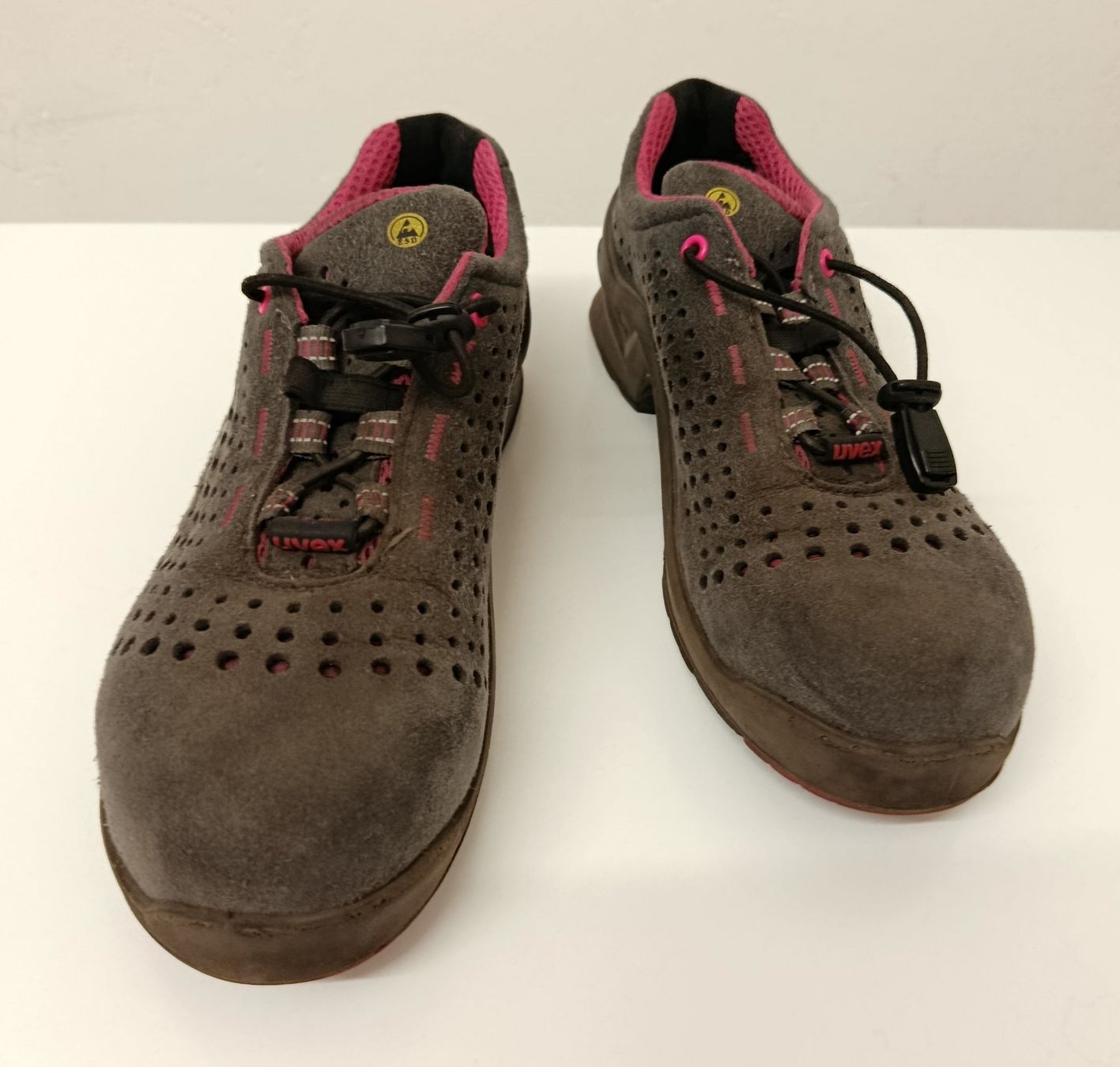 Uvex Scarpe da donna: Sicherheitsschuhe UVEX 38 ESD - gebraucht – Usato da Degersheim venduto da Zuckerka