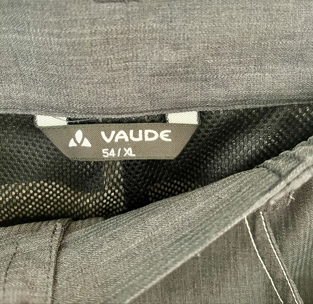 Vaude Pantaloni: Vaude Regenhose Gr. XL – Usato da Winterthur venduto da Mahonyy 2
