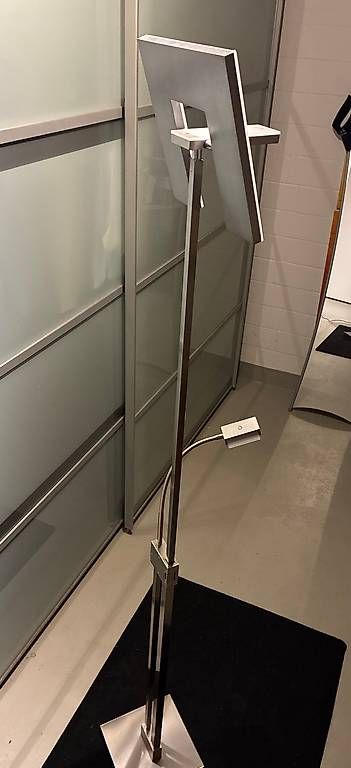 Micasa Lampade: Stehlampe mit extra Scheinwerfer – Usato da Uerikon venduto da Zahlenmeisterei