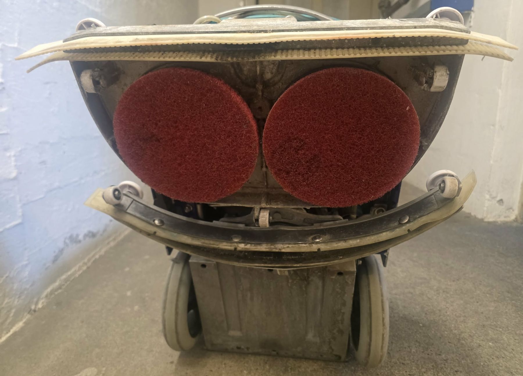 Wetrok Tutte le macchine: Scheuersaugmaschine Wetrok Discomatic Tango#Cleanfix Taski – Usato da Zürich venduto da selim2010 5