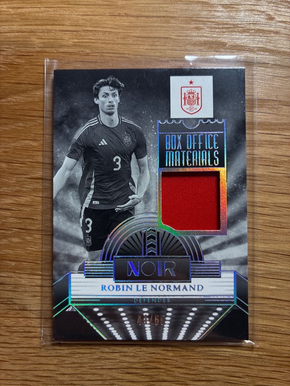 Topps Carte collezionabili: Panini Noir Robin Le Normand Spanien Patch /65 – Usato da Wangenried venduto da Garagara