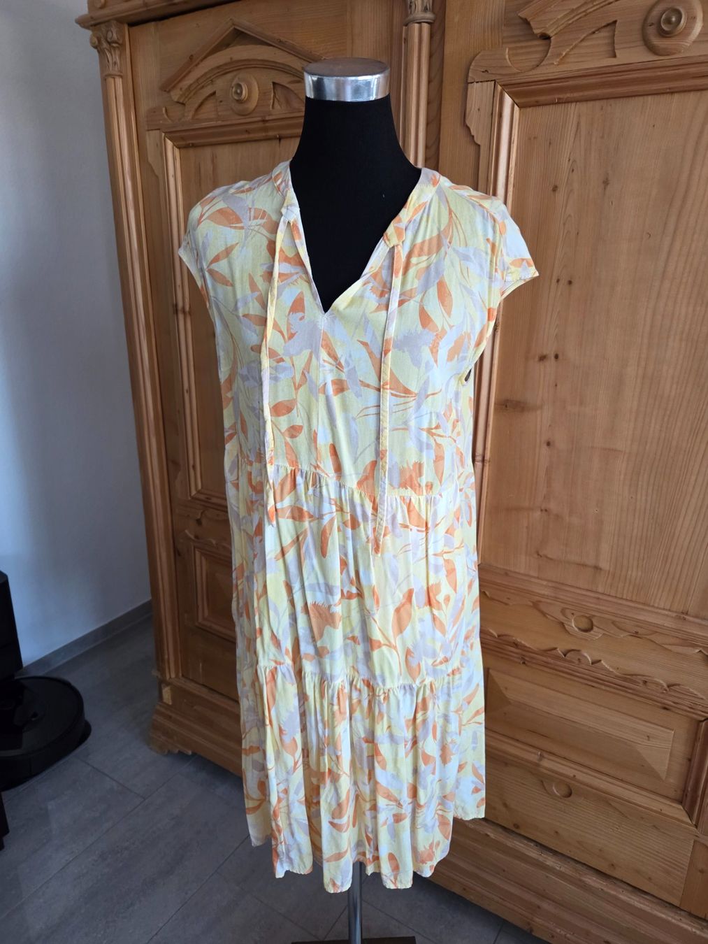 Betty Barclay Vestiti: Schönes Kleid Betty & Co. – Nuovo (secondo la descrizione) da Wiesendangen venduto da Sinhuk 1