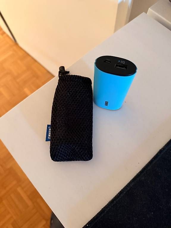 Batterie: Vendo batteria esterna Anker – Usato da Lugano venduto da cyr_txf8 2