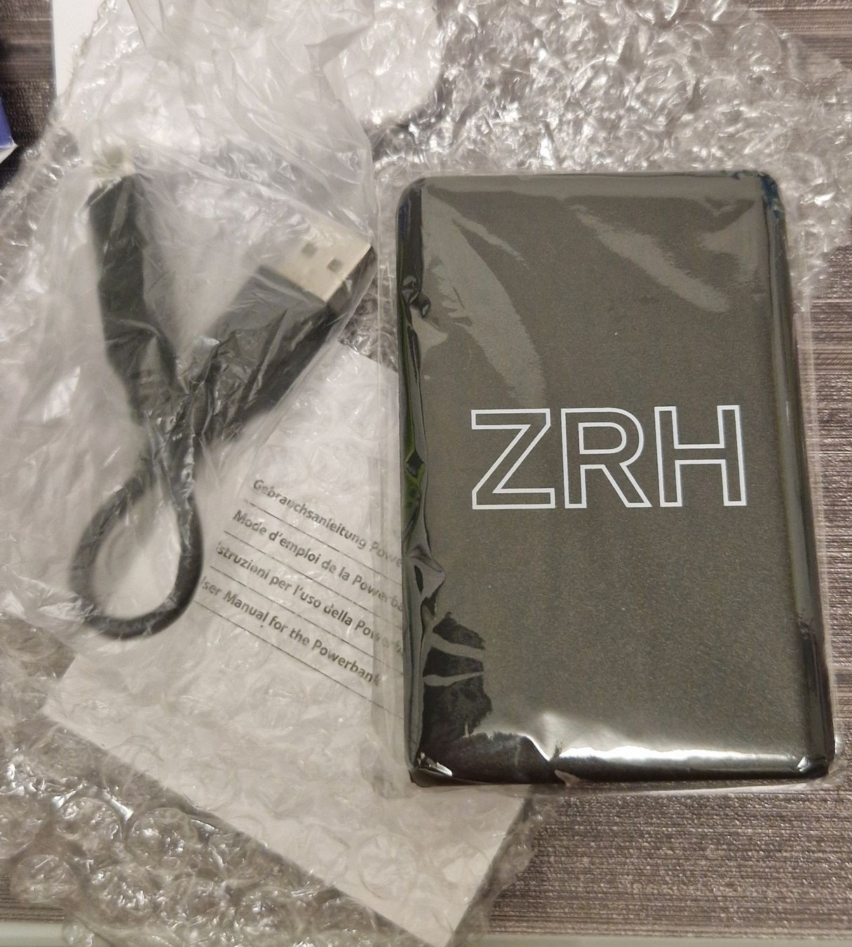 Caricabatterie: Power Bank 5000 mAh Neu. – Nuovo e nell'imballaggio originale da Zürich venduto da sirstians000 2