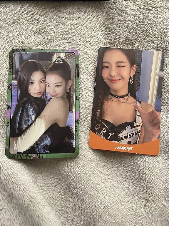 Bambole: Album kpop - Itzy - It'z me – Usato da Perroy venduto da Tatian_A 3