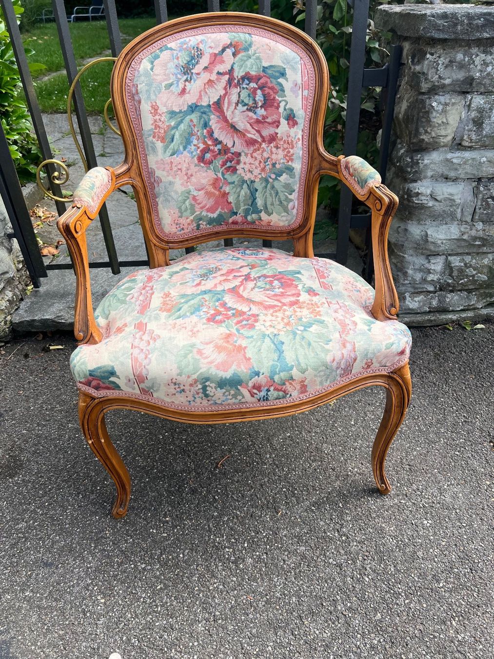 Poltrone: Kleiner Fauteuil Louis XV – Usato da Ostermundigen venduto da mapa9 4