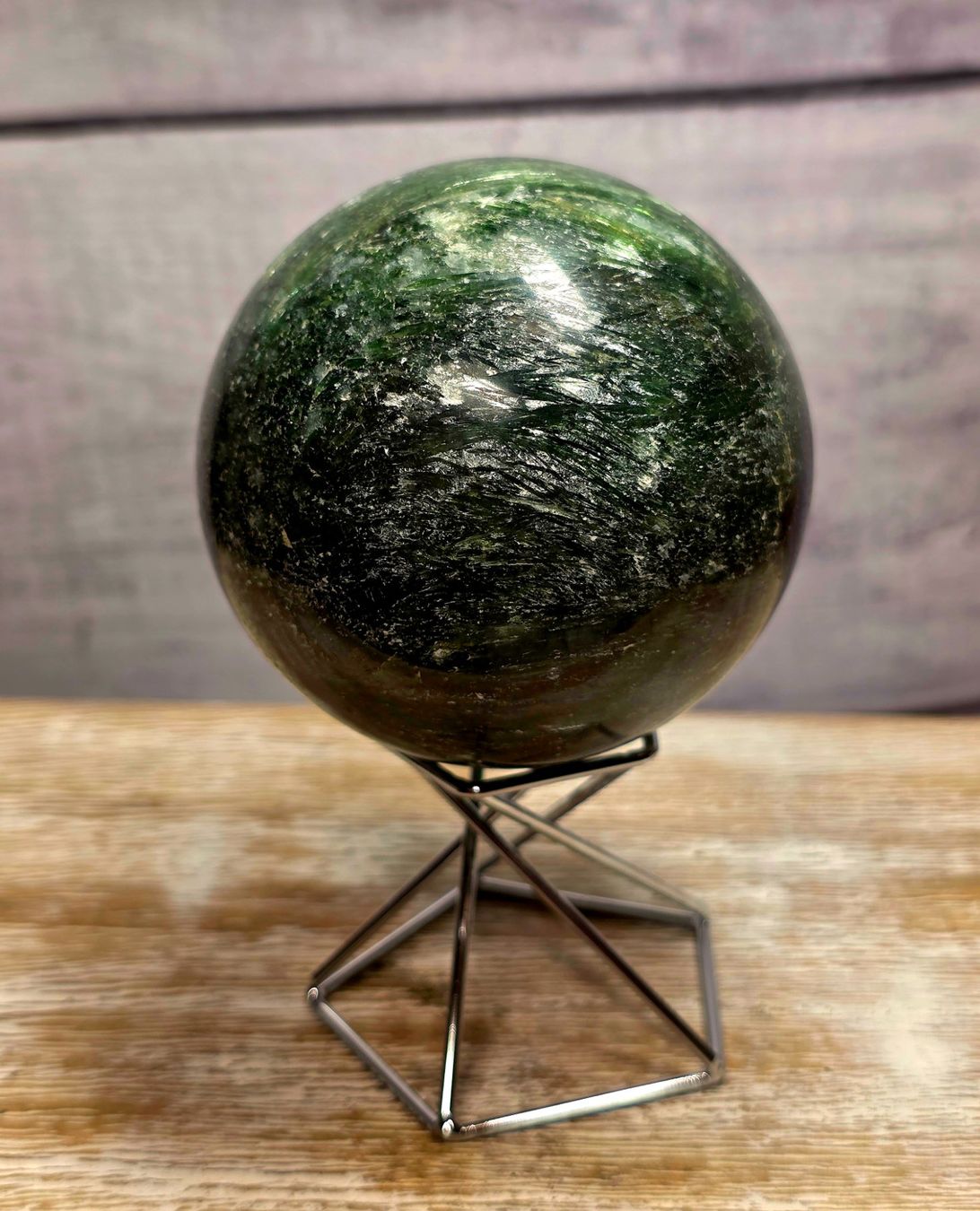 Minerali & Pietre curative: Seraphinit Kugel B 70mm 530g – Nuovo e nell'imballaggio originale da Matzingen venduto da Shay_Crystalz 1