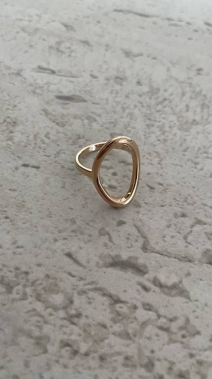 Bagues: Bague en acier – D'occasion à Satigny par Pauline_1987