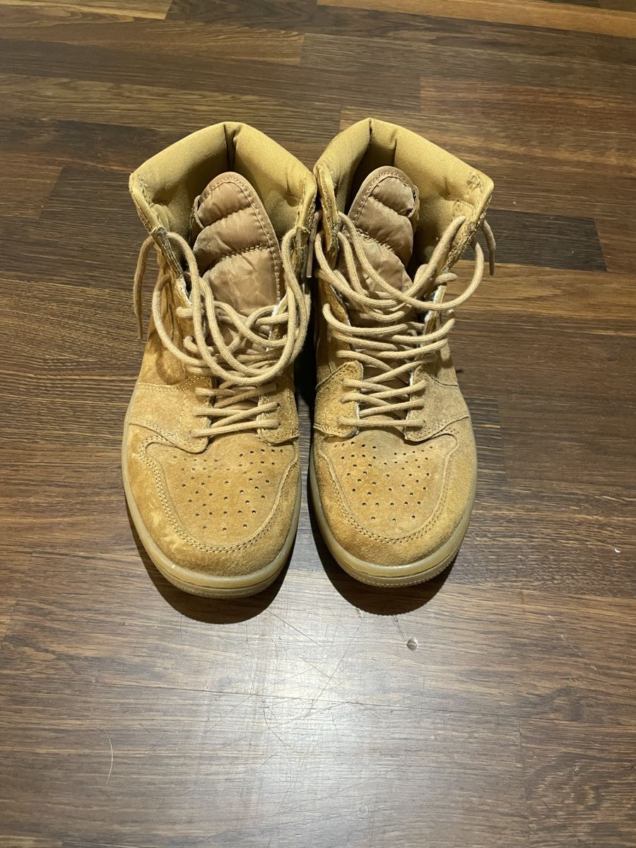 Nike Scarpe da uomo: chaussure nike brune montante  – Usato da Lausanne venduto da ps5_d2pw 1