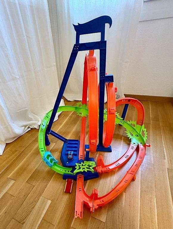 Hot Wheels Rennbahnen: Circuit de voiture Hot Wheels – Gebraucht aus Nyon von cin_v5bd