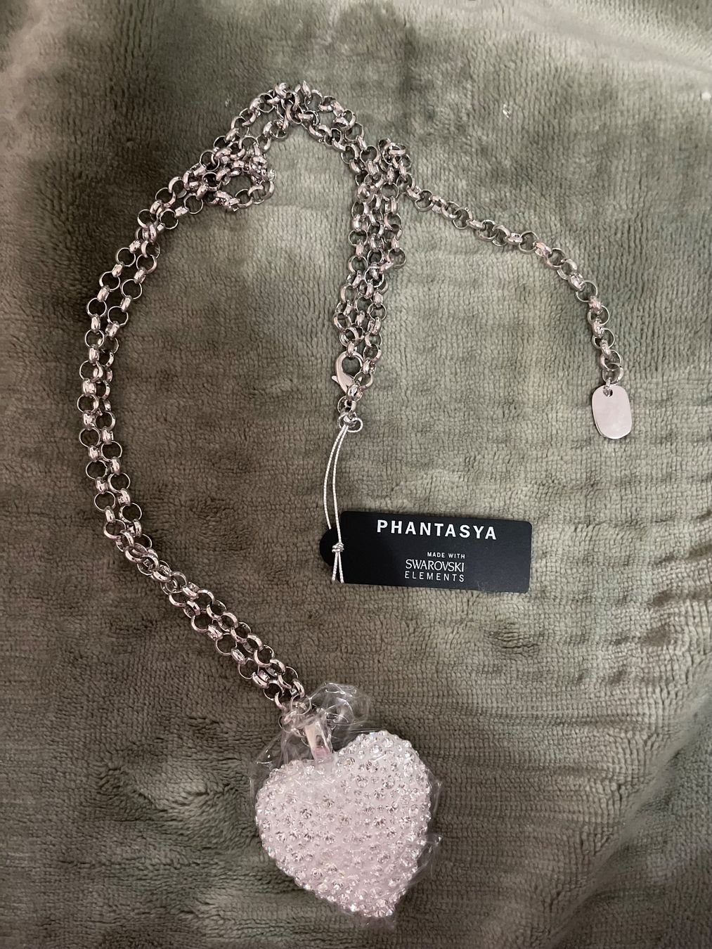 Swarovski Ketten: Halskette Phantasya Swarovski – Neu und originalverpackt aus Nussbaumen AG von Habiana