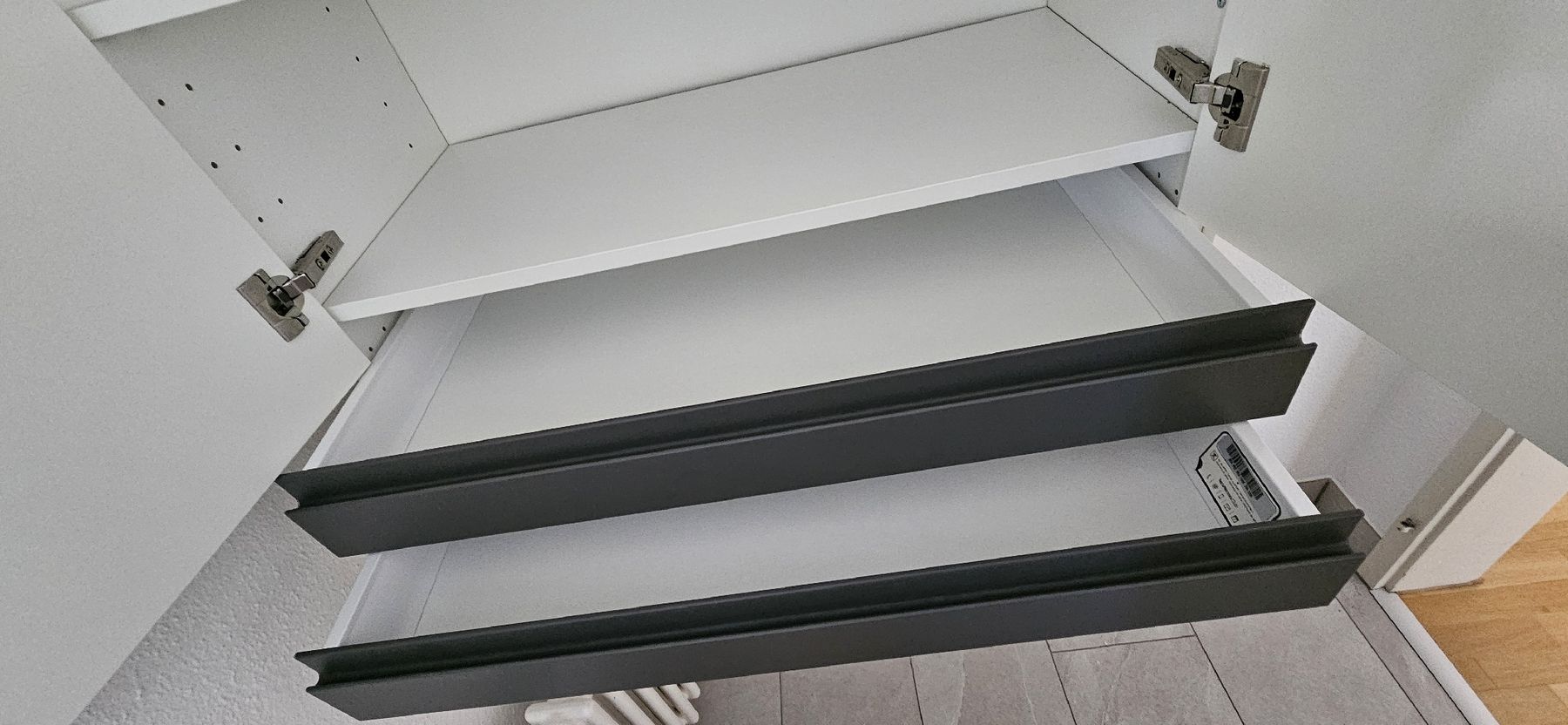Ikea Armoires: Hängeschrank von Ikea – D'occasion à Oberwil BL par Cla_Hu 6