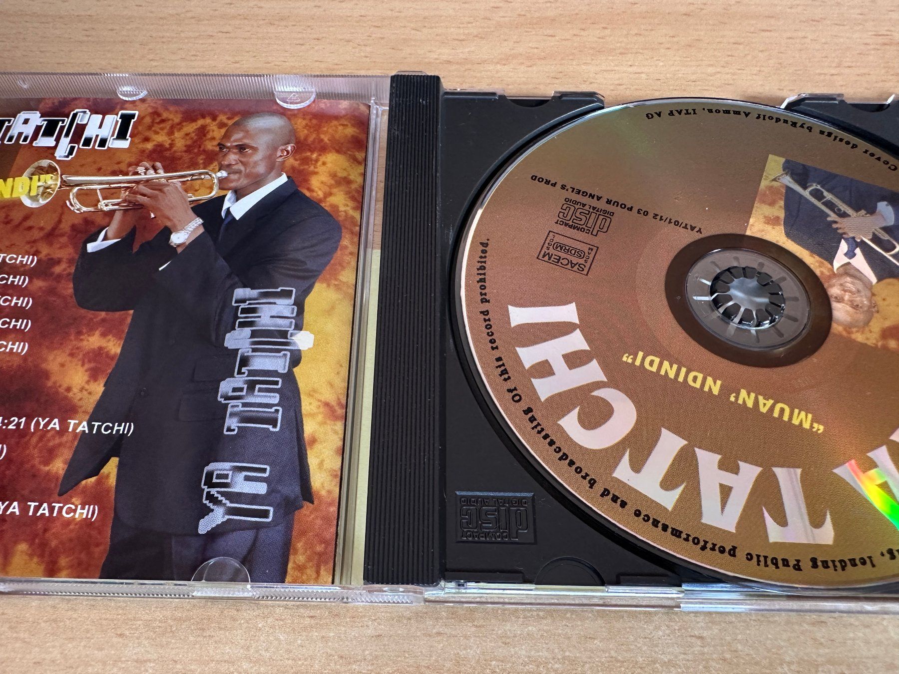 CD: Ya Tatchi – Muan' Ndindi – Usato da Rikon im Tösstal venduto da Alpenmutz 2