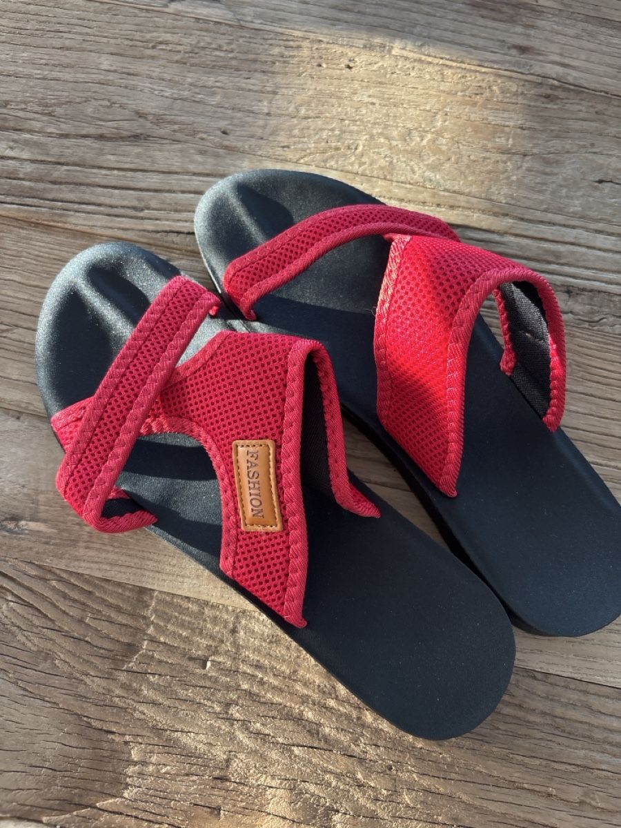 Scarpe da donna: Sandalen – Nuovo e nell'imballaggio originale da Krattigen venduto da Landado