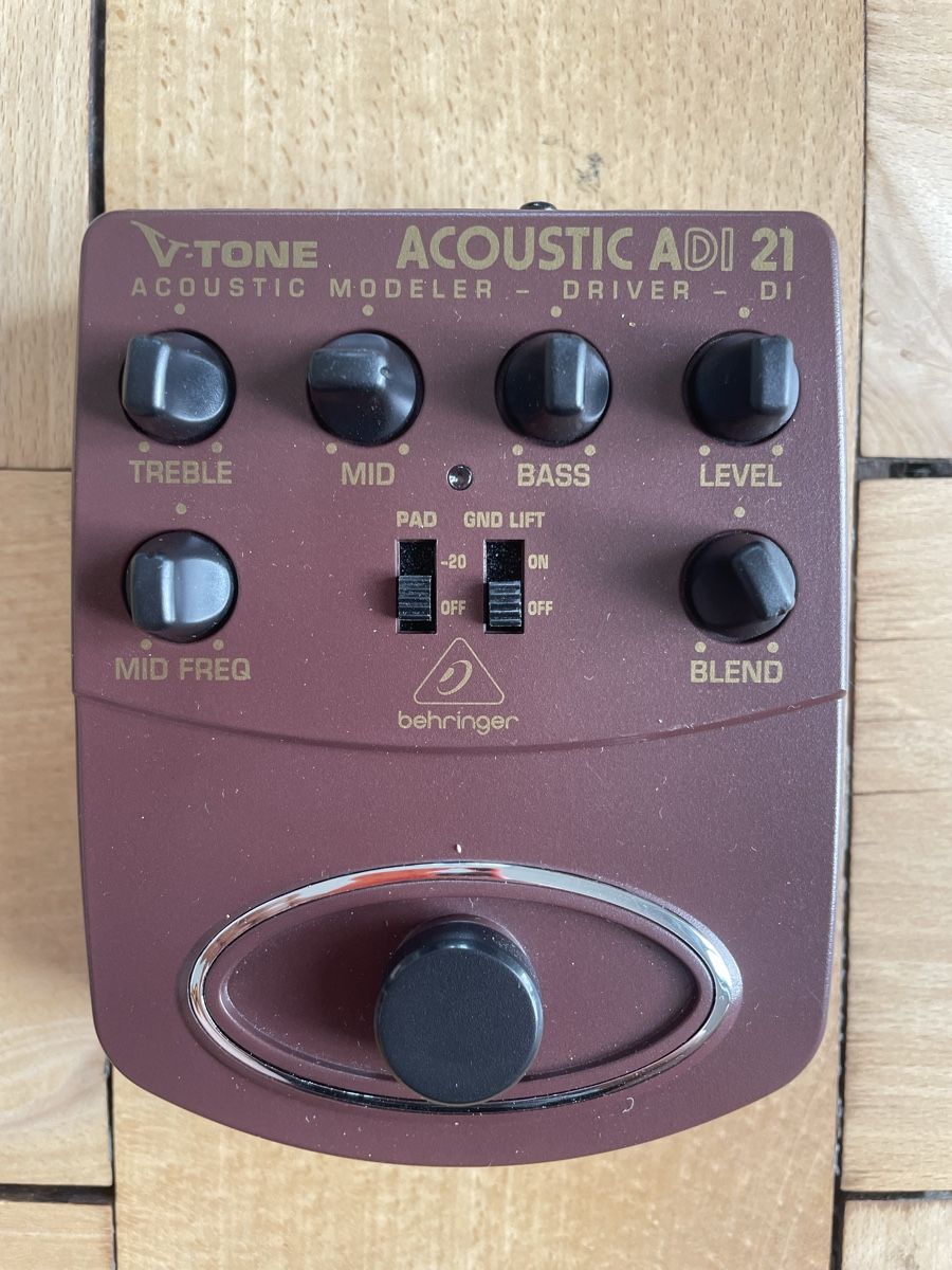 Behringer Strumenti musicali: Behringer ADI21 Amp Modeler / DI / Preamp – Usato da zürich venduto da simonritchie
