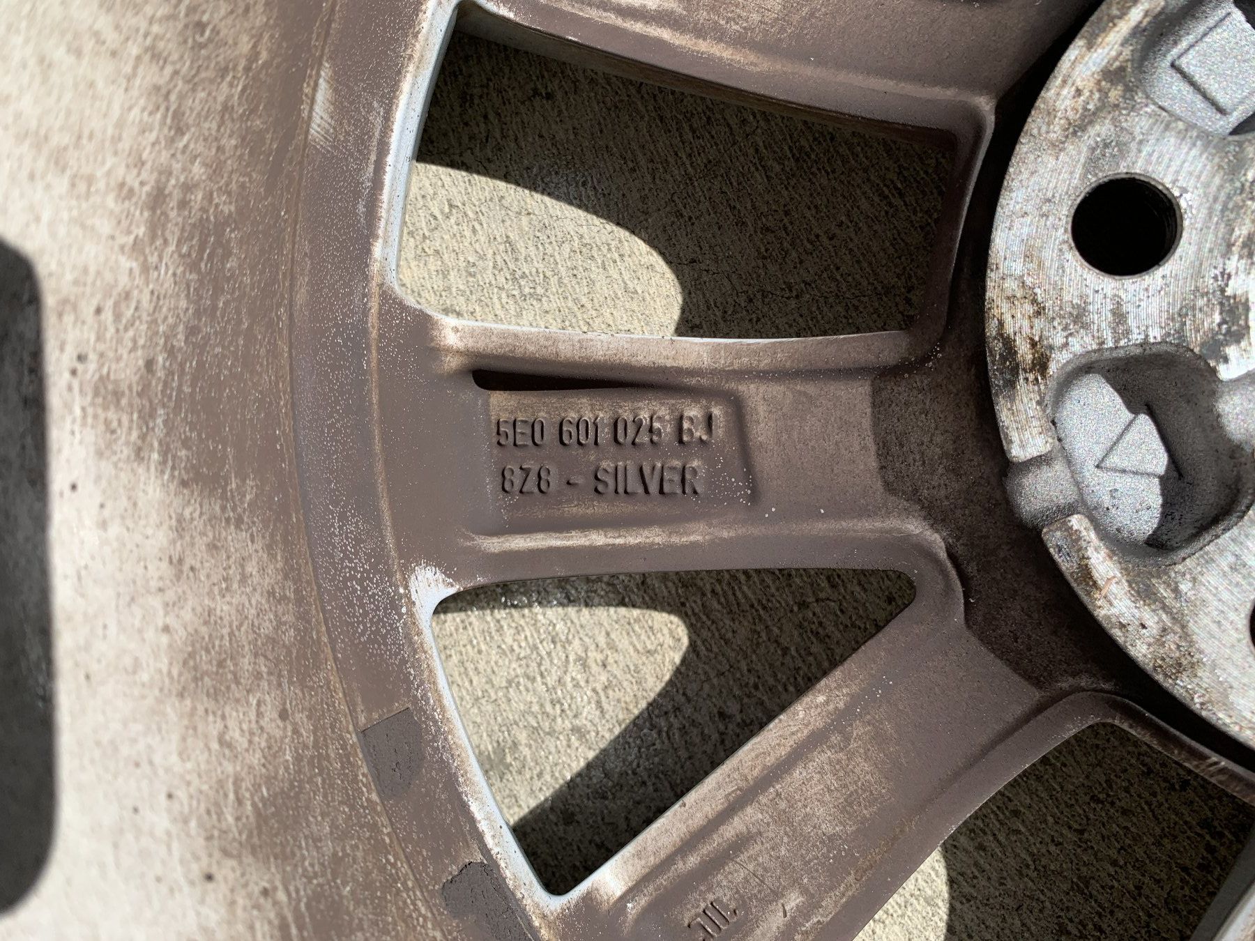 Pneumatici & Ruote complete: Skoda Octavia 3 Kompletträder – Usato da Zürich venduto da Marty8053 8