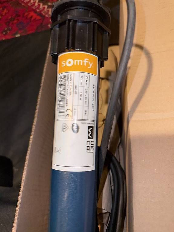 Tende da sole: Somfy Ilmo 2 50WT 20/17 – Usato da Lausanne venduto da mar_6c96 1