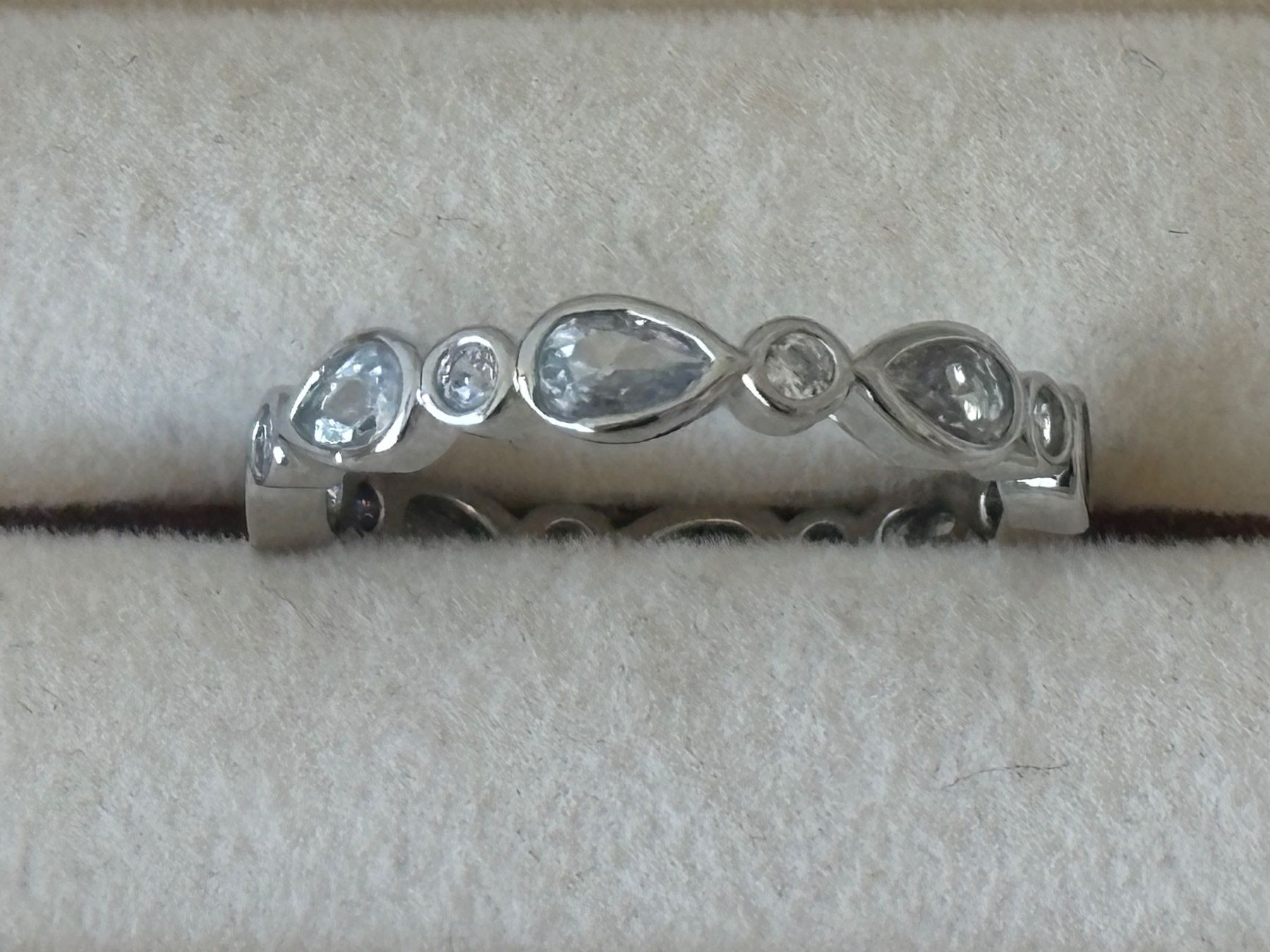 Ringe: Luxus Elegante Gr: 19/9 Memoire Ring  Farbe Silber – Neu (gemäss Beschreibung) aus Biel-Bienne von Roserosse13 3