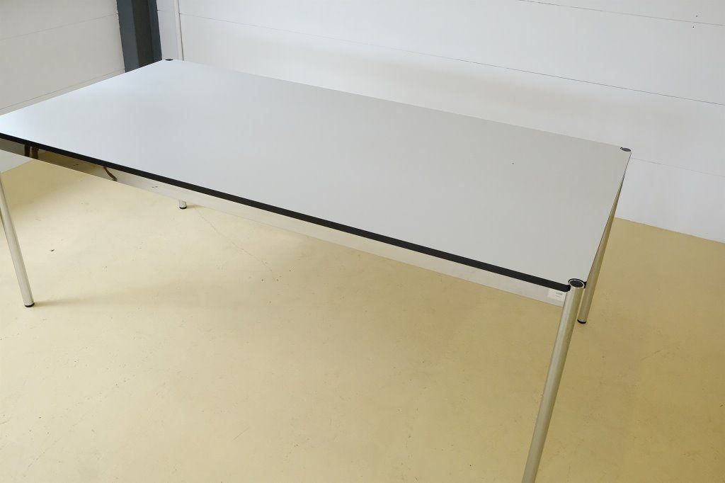 USM Tavoli: USM Tisch gross, Lieferung möglich – Usato da Meinisberg venduto da atelier_TILIJA 5