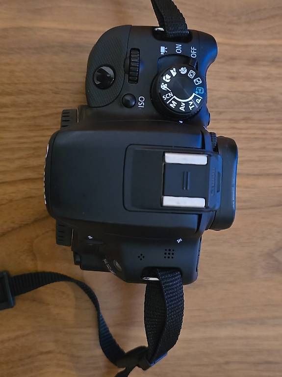 Canon Kamera: Canon 100D Kamera – Gebraucht aus Windisch von Zwieback8 1