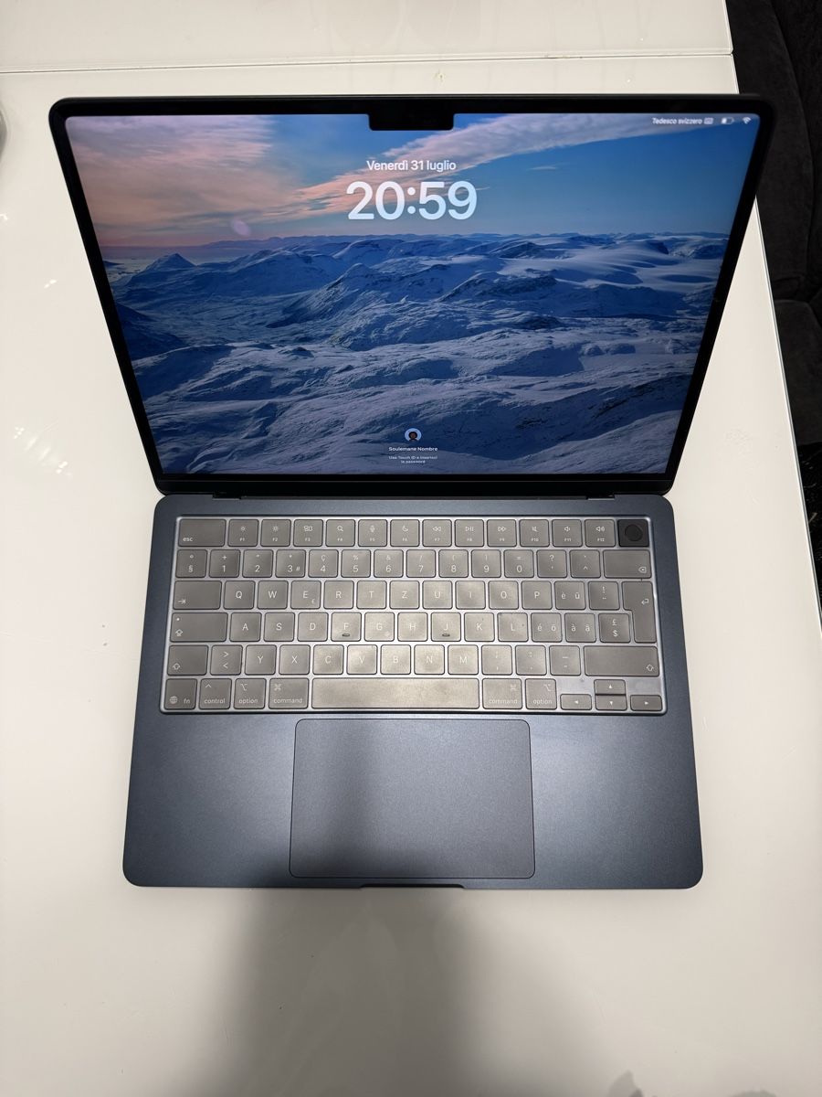 Apple Portables: MacBook Air M4 2025,+APPLE CARE  – Neuf (Voir description) à La Chaux-de-Fonds par sou_z5tg 3