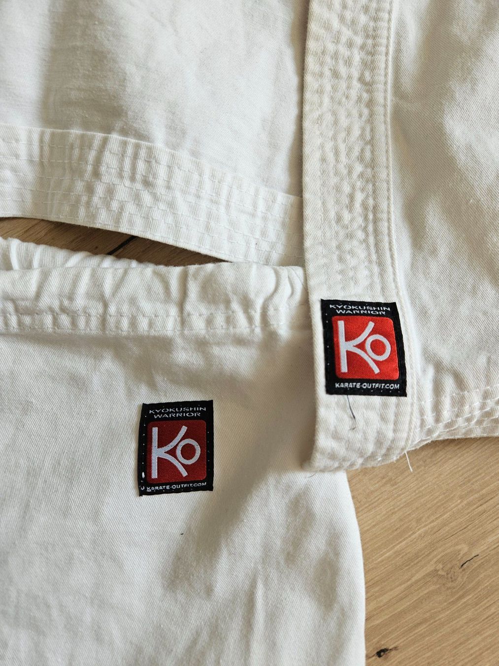 Kimono: Karate Kleider in Grösse 140 – Usato da Hermetschwil-Staffeln venduto da Tamara1008 3