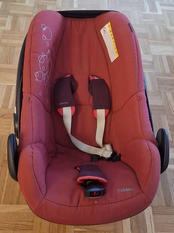Seggiolini per auto: Babysitz Auto Maxi Cosi Schale – Usato da Ebikon venduto da andreaschnider 2