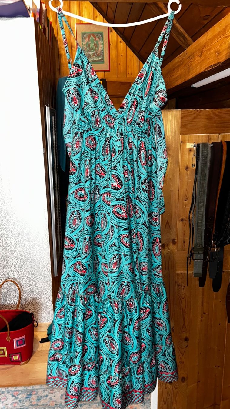 Vestiti: Sommerliches Maxikleid M – Usato da Schwyz venduto da Maerzetuepfli