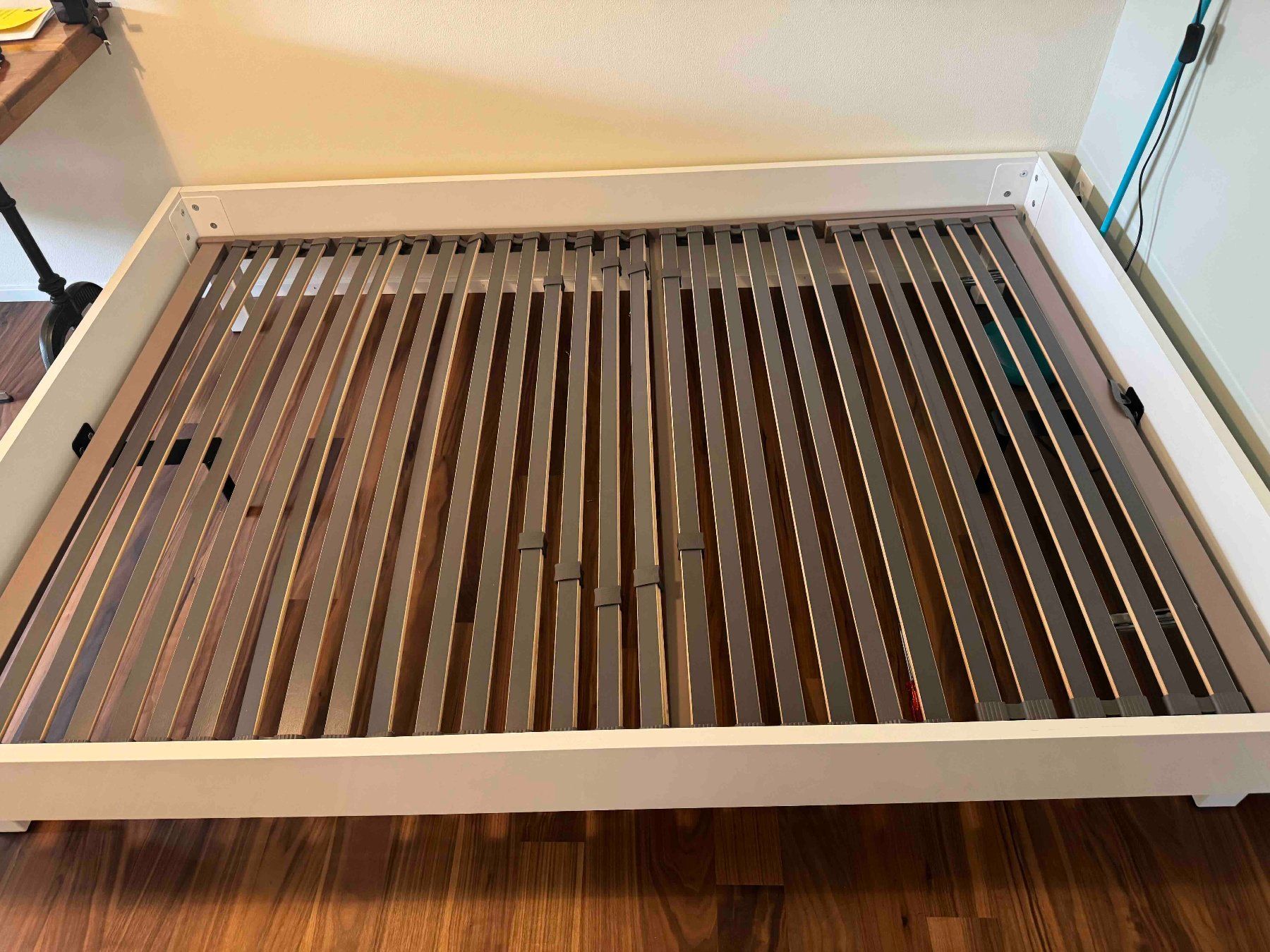 Ikea Letti: Komplettes Bett topzustand – Usato da Schönenwerd venduto da apm 2