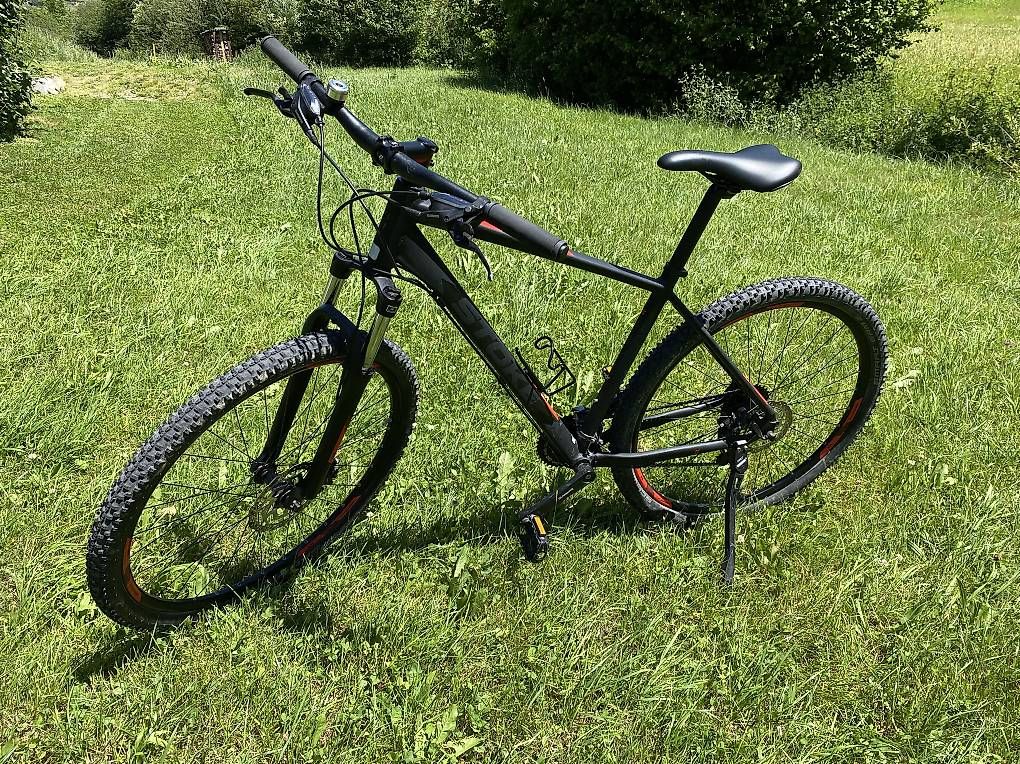 Biciclette: Mountain Bike schwarz – Usato da Gähwil venduto da rog_w8d2