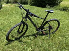 Mountain Bike schwarz