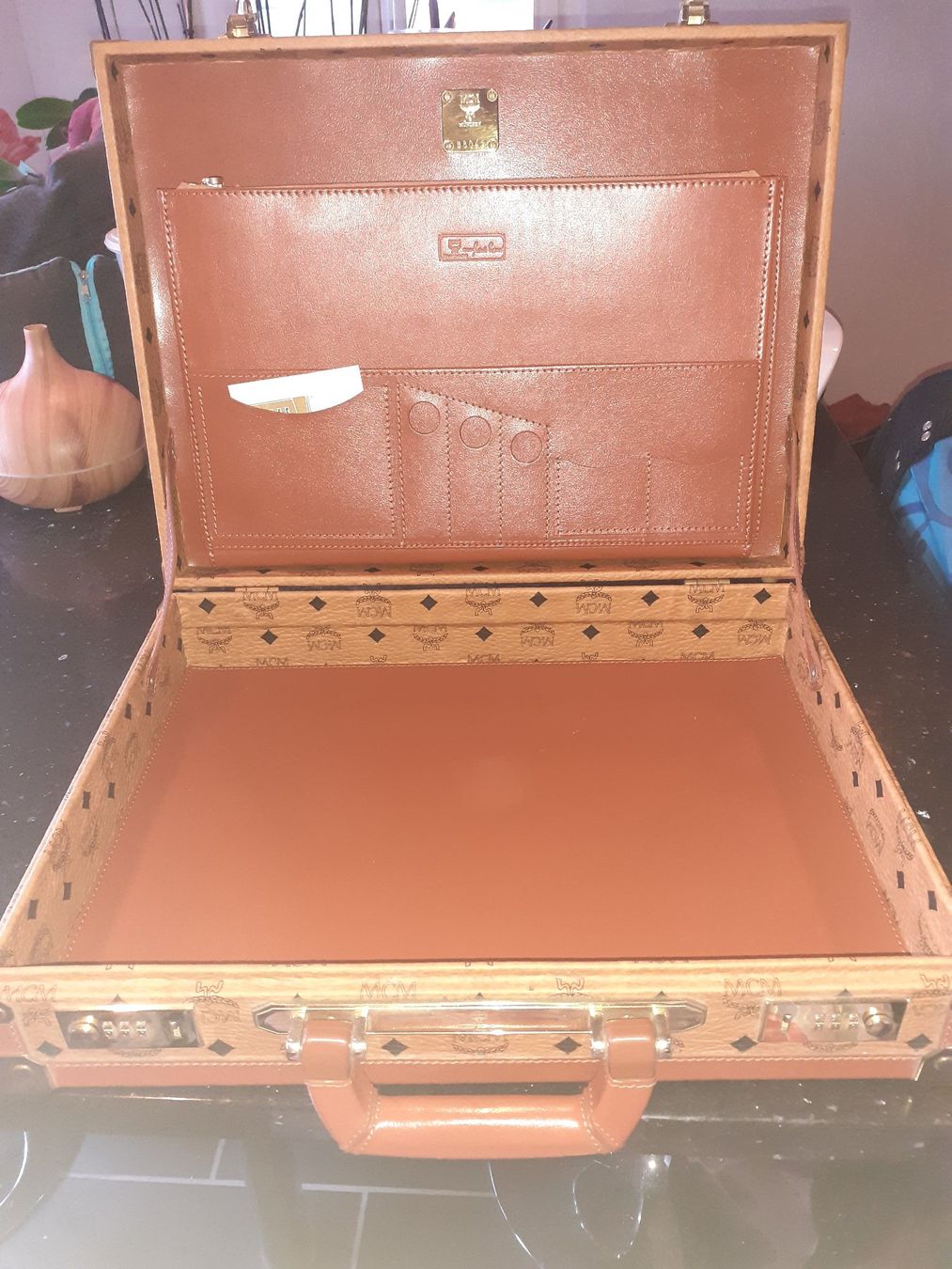 Mcm Valigie: MCM Aktenkoffer  Vintage – Nuovo (secondo la descrizione) da Prêles venduto da Podencogalgo 1