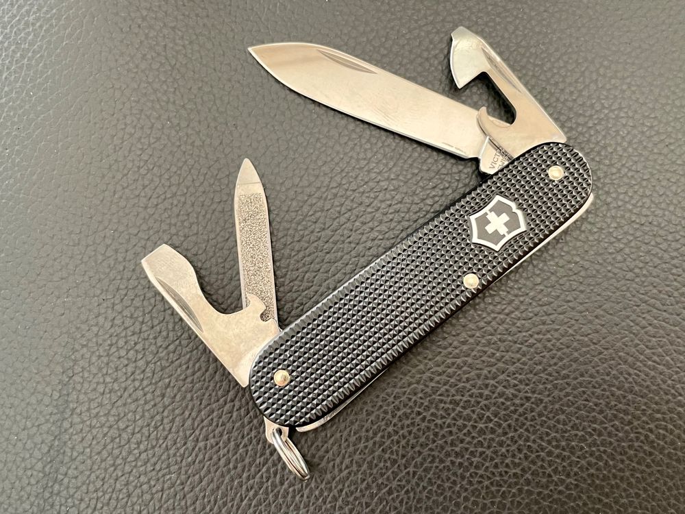 Victorinox Alox Cadet Black | Kaufen auf Ricardo