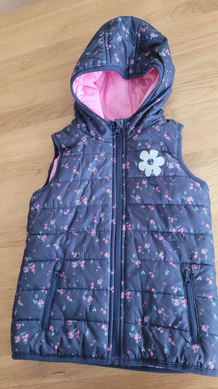 Altro abbigliamento per bambina: Weste, Gilet Impidimpi, Grösse 110/116 – Usato da Uetendorf venduto da Heyhey3661